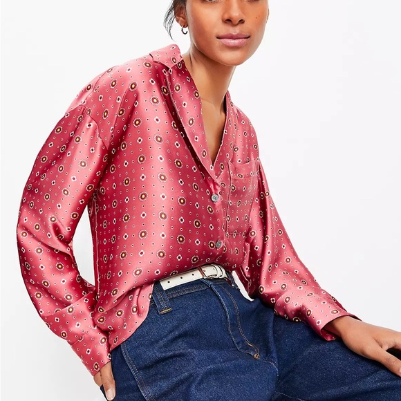 LOFT pink Floral print Satin Shirt sz L - Picture 2 of 6